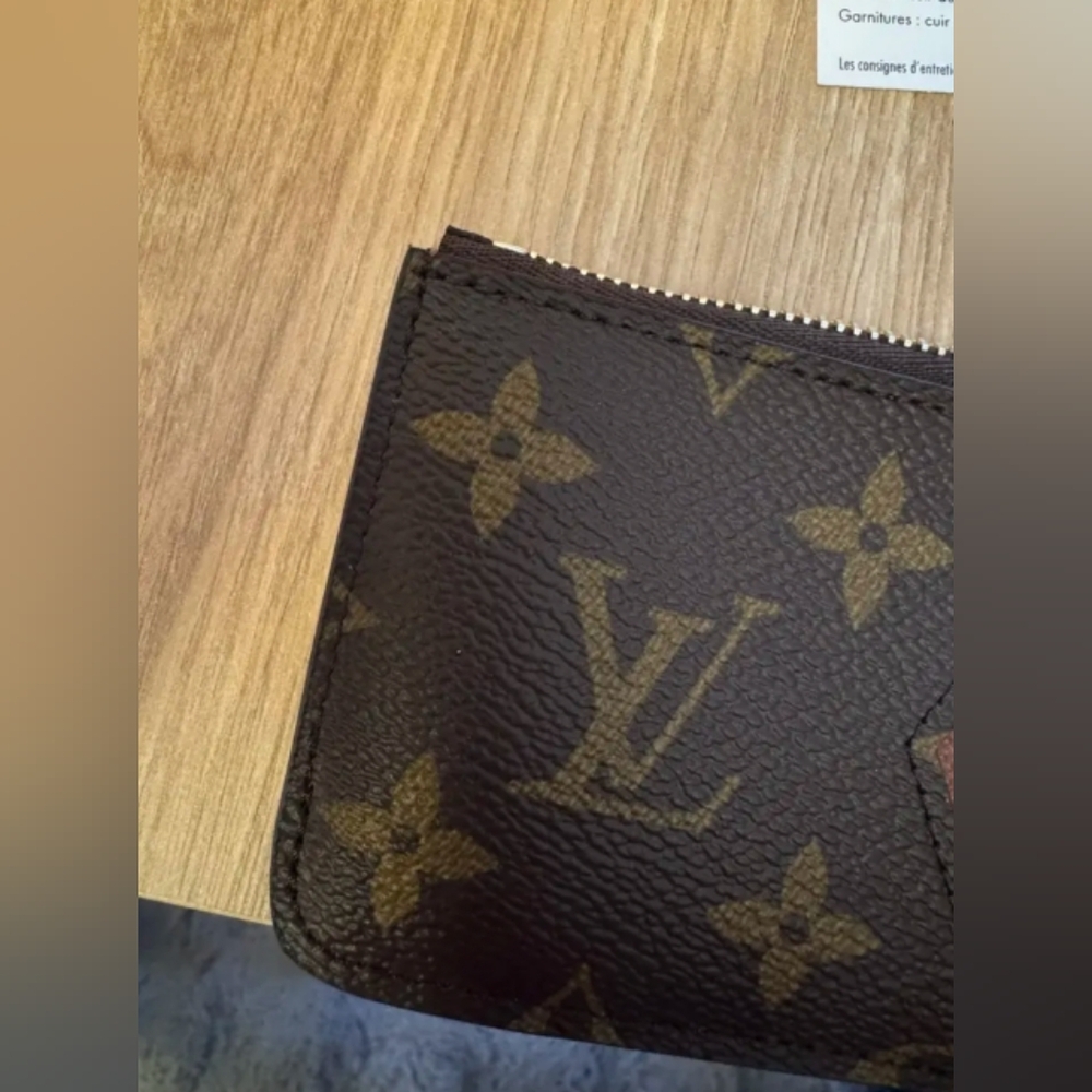 Louis Vuitton Romy Card Holder - Picture 2 of 9